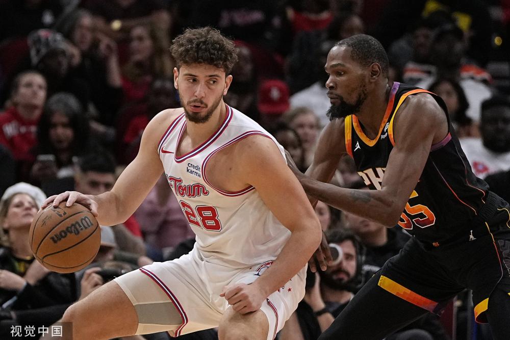 优势拿下首 优势拿下首